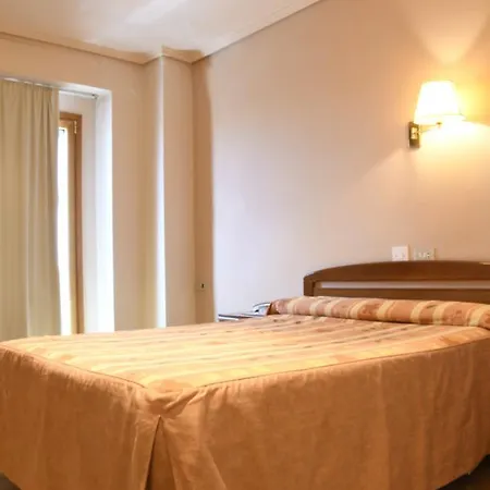 Azahar Szálloda 2*